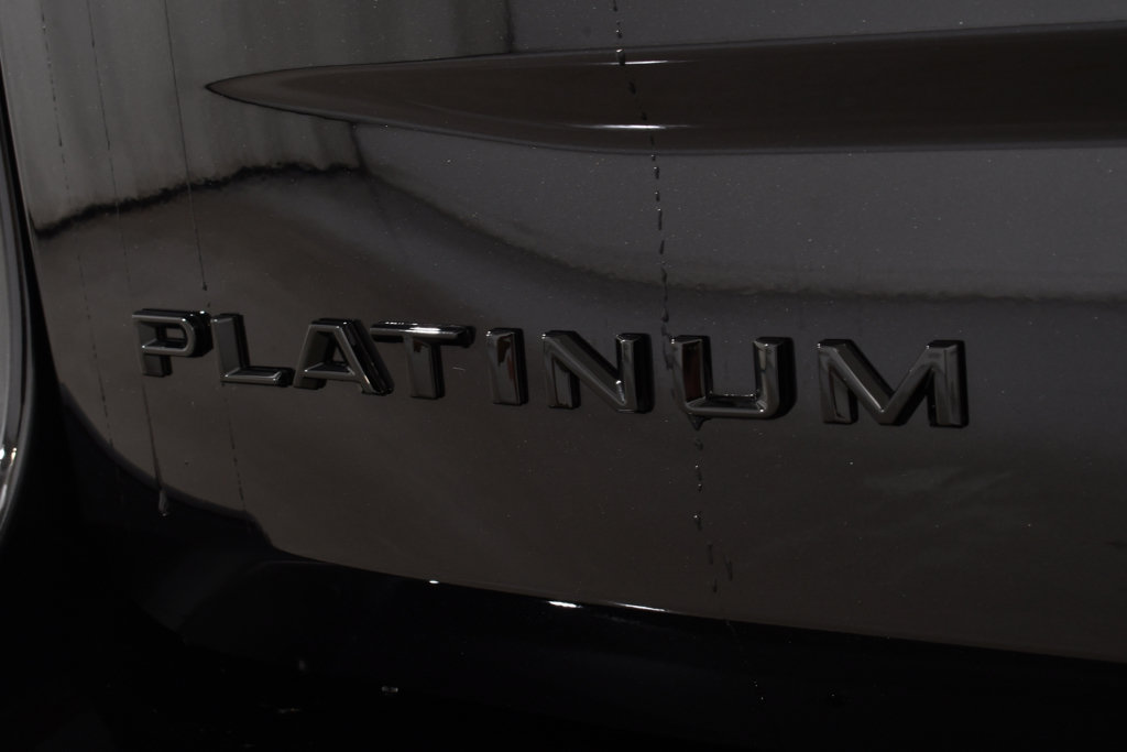 New 2027 Ford Expedition Platinum w/ Stealth Performance Package AWD/4WD image 23