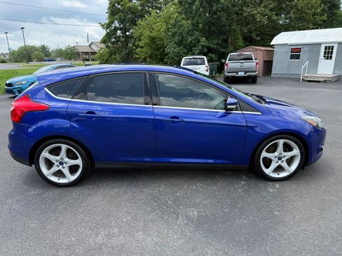 Used 2013 Ford Focus Titanium w/ Titanium Handling Pkg FWD image 9