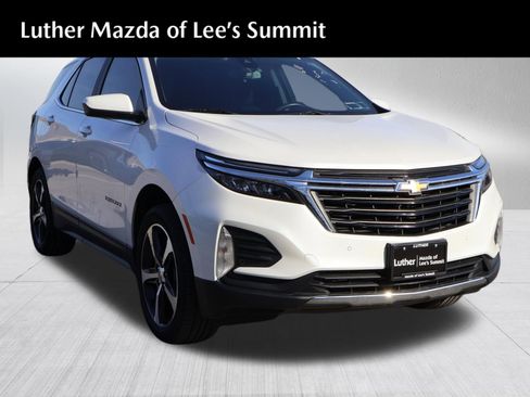 Used 2022 Chevrolet Equinox LT image 1