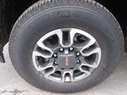 New 2026 GMC Sierra 2500 SLE w/ SLE Value Package; image 29