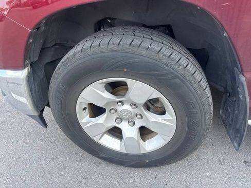 Used 2019 RAM 1500 Big Horn AWD/4WD image 7