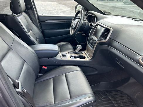 Used 2016 Jeep Grand Cherokee Summit image 13