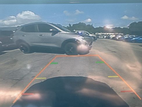 Used 2025 Nissan Rogue SV FWD image 30