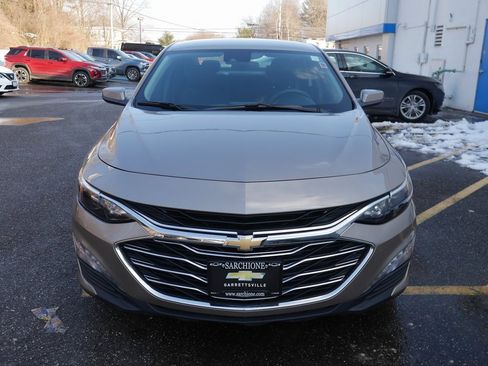 Used 2024 Chevrolet Malibu LT image 3