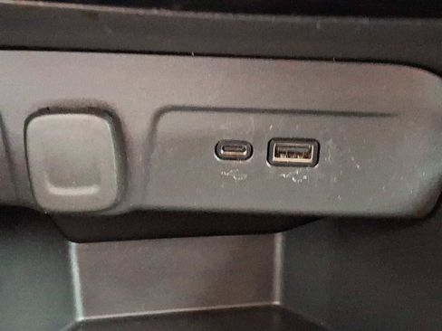 Certified 2024 Chevrolet Trax LT w/ Driver Confidence Package image 24