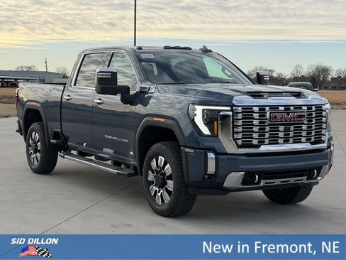 New 2026 GMC Sierra 3500 Denali image 2