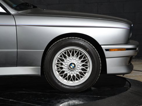 Used 1988 BMW M3 Coupe RWD image 24