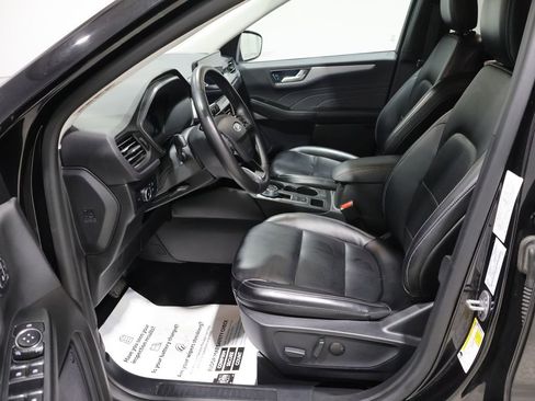 Used 2024 Ford Escape Platinum AWD/4WD image 12