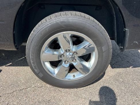 Used 2019 RAM 1500 Big Horn AWD/4WD image 8