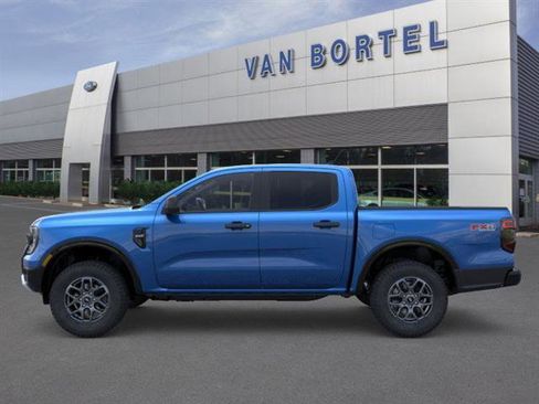 New 2025 Ford Ranger XLT w/ FX4 Off-Road Package image 3