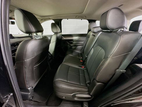 Used 2025 MAZDA CX-90 3.3 Turbo w/ Premium Sport Pkg image 28