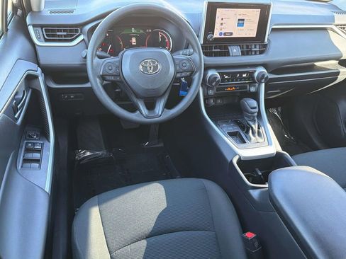 Certified 2025 Toyota RAV4 LE FWD image 9