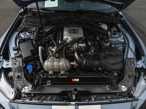 Used 2022 Ford Mustang Shelby GT500 w/ Carbon Fiber Track Pack RWD image 34