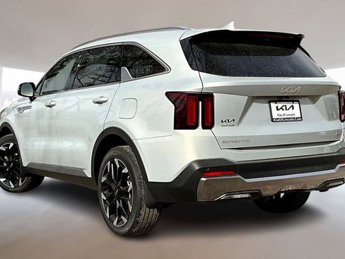 New 2026 Kia Sorento EX AWD/4WD image 3