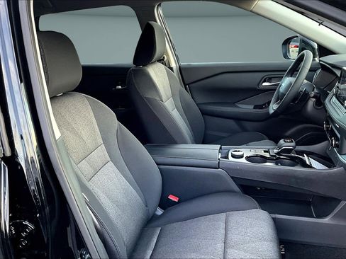 New 2026 Nissan Rogue SV w/ Cold Weather Package FWD image 10