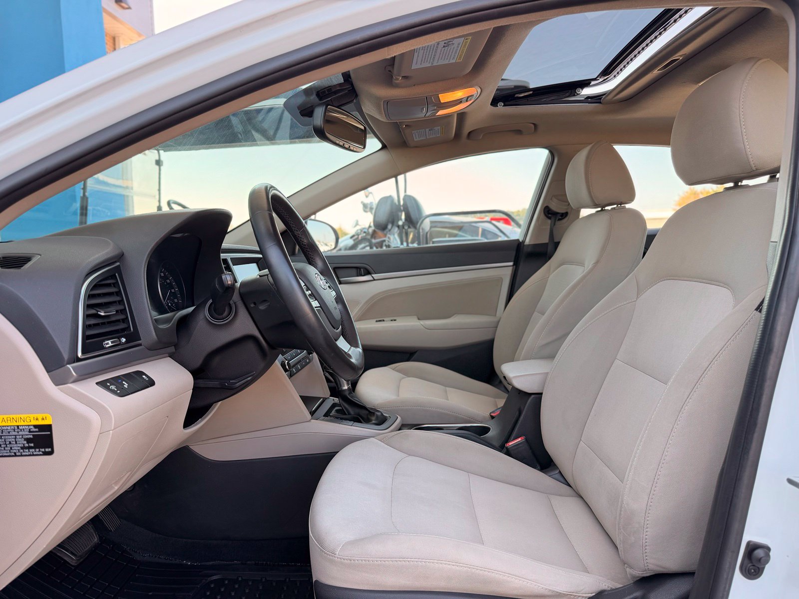 Used 2018 Hyundai Elantra Value Edition FWD image 15