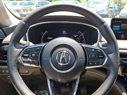 Used 2023 Acura MDX SH-AWD w/ Advance Package image 21