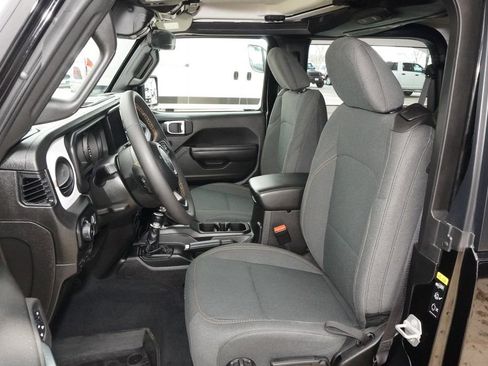 Used 2024 Jeep Wrangler Sport S image 23