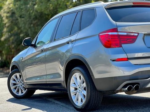 Used 2017 BMW X3 sDrive28i image 10