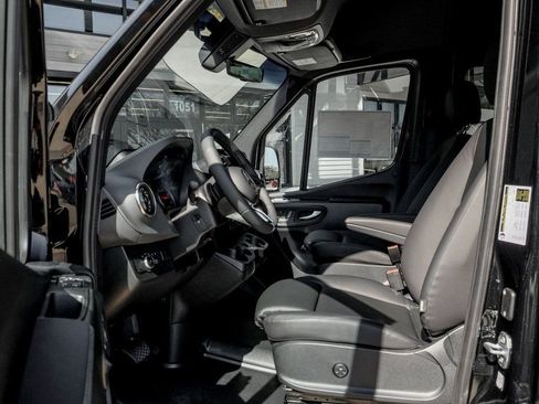 New 2026 Mercedes-Benz Sprinter 2500 image 13