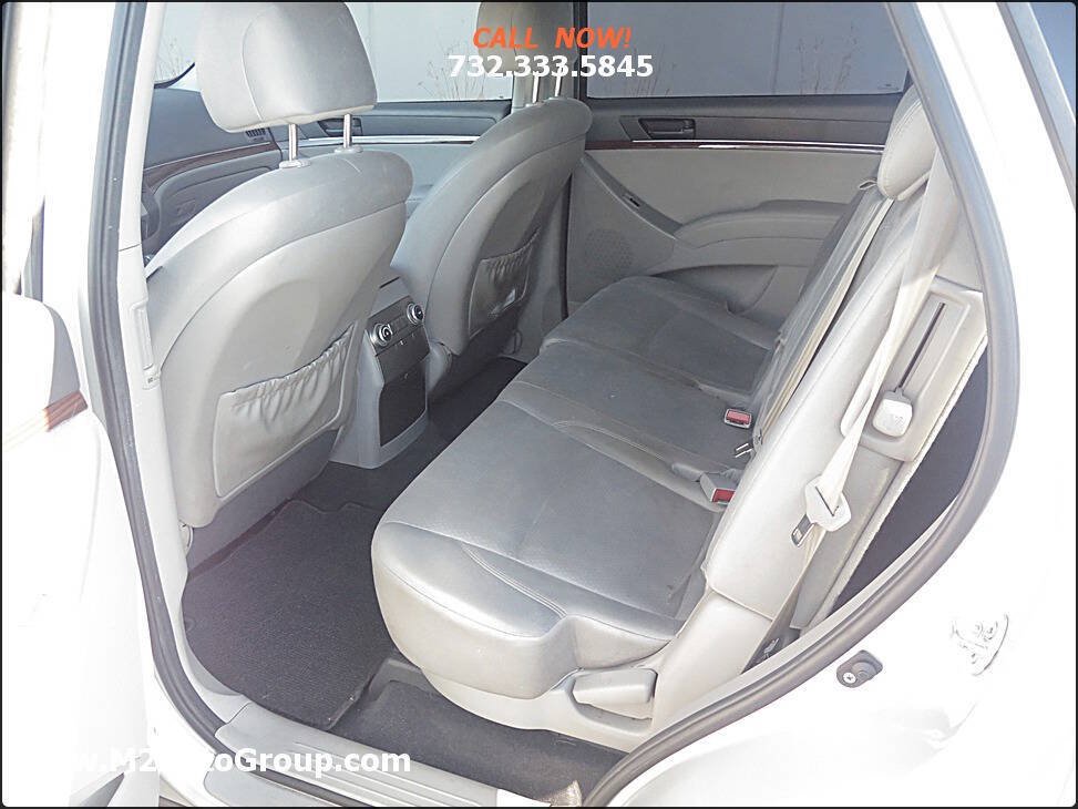 Used 2010 Hyundai Veracruz GLS FWD image 12