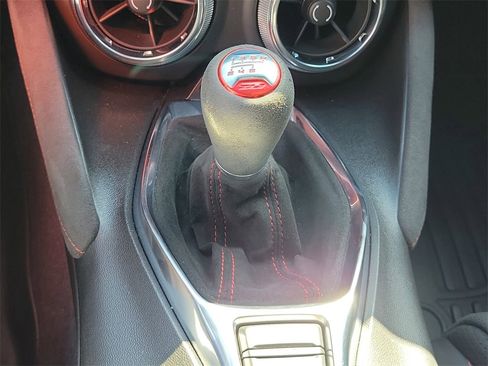 Used 2021 Chevrolet Camaro ZL1 image 34