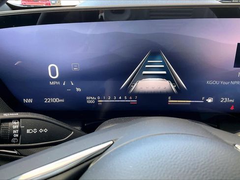 Certified 2025 Buick Enclave Preferred image 25