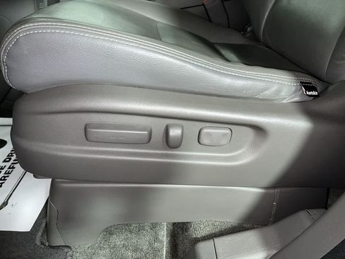 Used 2015 Honda Odyssey EX image 14