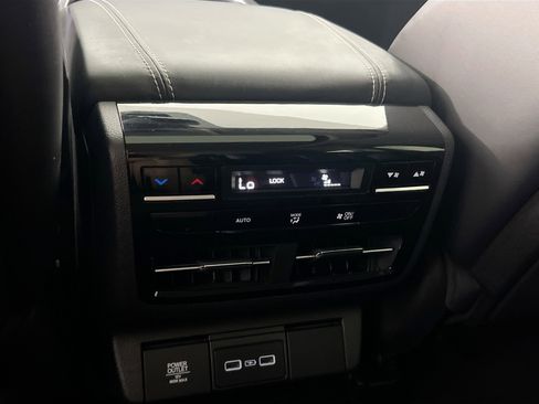 Used 2022 Acura MDX SH-AWD w/ Technology Package image 27