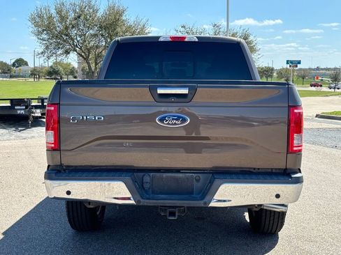 Used 2017 Ford F150 XLT w/ Equipment Group 302A Luxury image 5