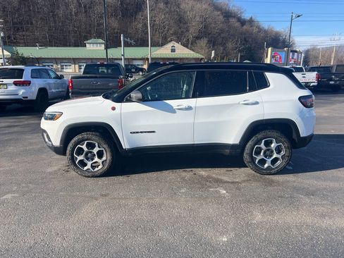 Used 2022 Jeep Compass Trailhawk w/ Trailhawk Elite Group image 6
