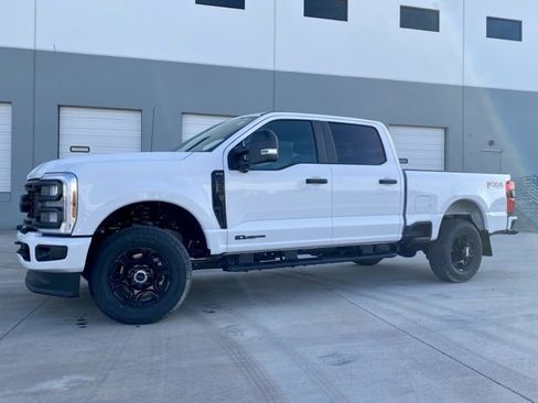 New 2026 Ford F350 4x4 Crew Cab Super Duty image 1