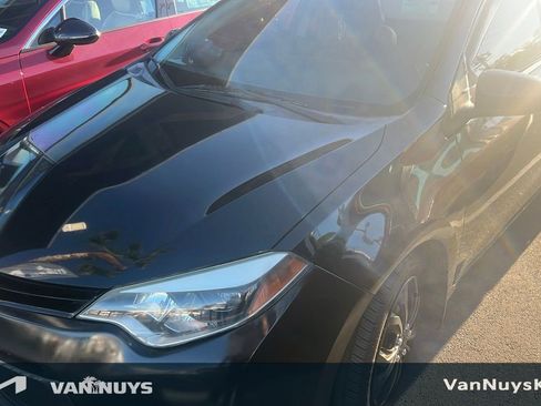 Used 2016 Toyota Corolla LE image 1