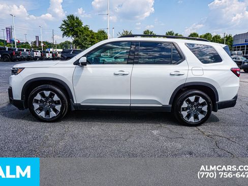 Used 2026 Honda Pilot Elite image 9