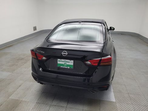 Used 2025 Nissan Altima 2.5 SV w/ SV Premium Package FWD image 7