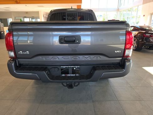 Used 2020 Toyota Tacoma 4x4 Double Cab image 9
