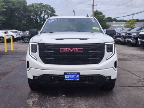 Used 2024 GMC Sierra 1500 Elevation AWD/4WD image 8