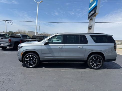 New 2026 Chevrolet Suburban RST w/ Advanced Technology Package AWD/4WD image 6