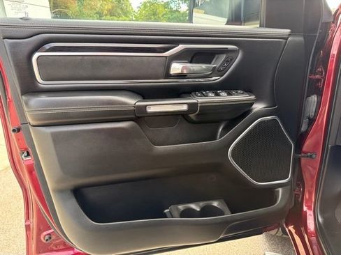 Used 2023 RAM 1500 Laramie AWD/4WD image 18