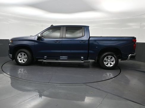 Used 2021 Chevrolet Silverado 1500 LT RWD image 2