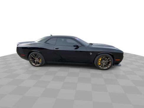 Used 2023 Dodge Challenger SRT Hellcat RWD image 3