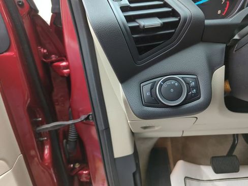 Used 2016 Ford Escape SE w/ Equipment Group 201A FWD image 26