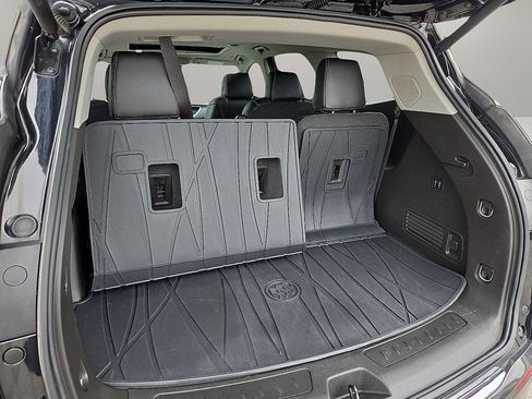 Used 2019 Buick Enclave Avenir w/ Avenir Technology Package AWD/4WD image 9