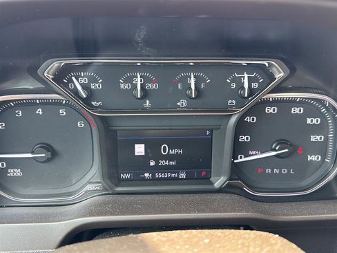 Used 2022 GMC Sierra 1500 SLT w/ SLT Premium Plus Package AWD/4WD image 3