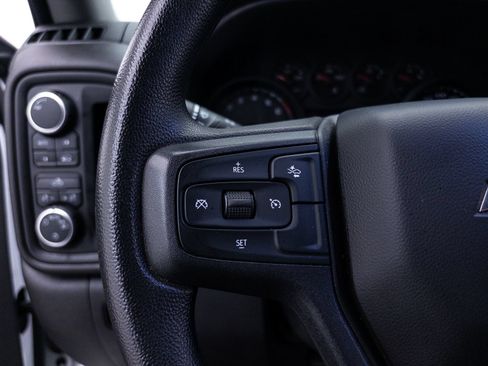 Used 2024 Chevrolet Silverado 1500 Custom AWD/4WD image 28