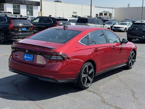 Used 2025 Honda Accord Sport image 2