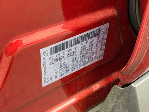 Used 2025 Nissan Rogue SV AWD/4WD image 31