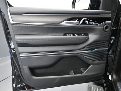 Used 2024 Jeep Grand Wagoneer L Series II w/ Quick Order Packagew 28T image 34