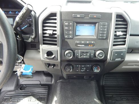 Used 2021 Ford F250 XL w/ STX Appearance Package image 25