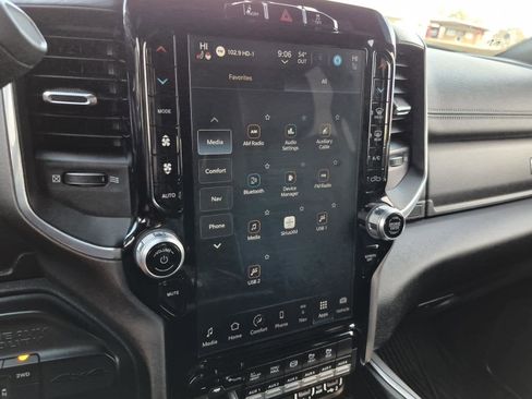 Used 2024 RAM 3500 Laramie w/ Night Edition image 31